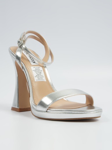 Steve Madden - Sandalia Nikita