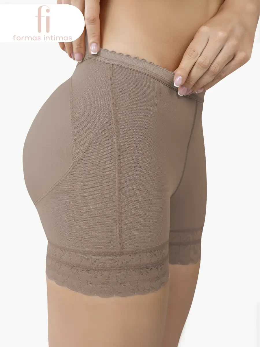 Formas Íntimas – Short Levanta Colas