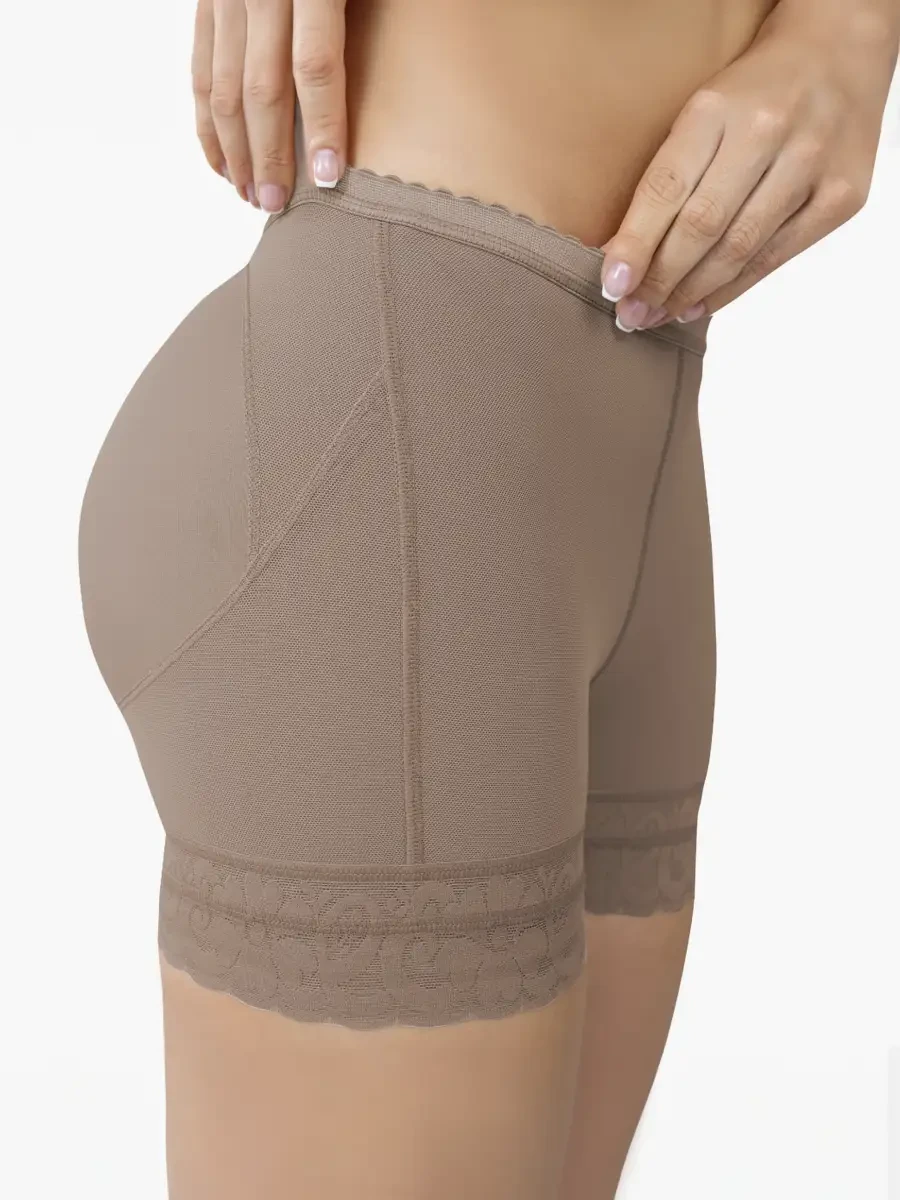 Formas Íntimas – Short Levanta Colas