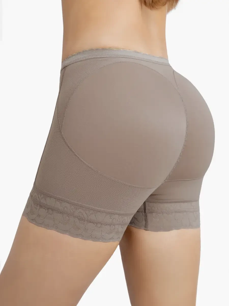 Formas Íntimas – Short Levanta Colas