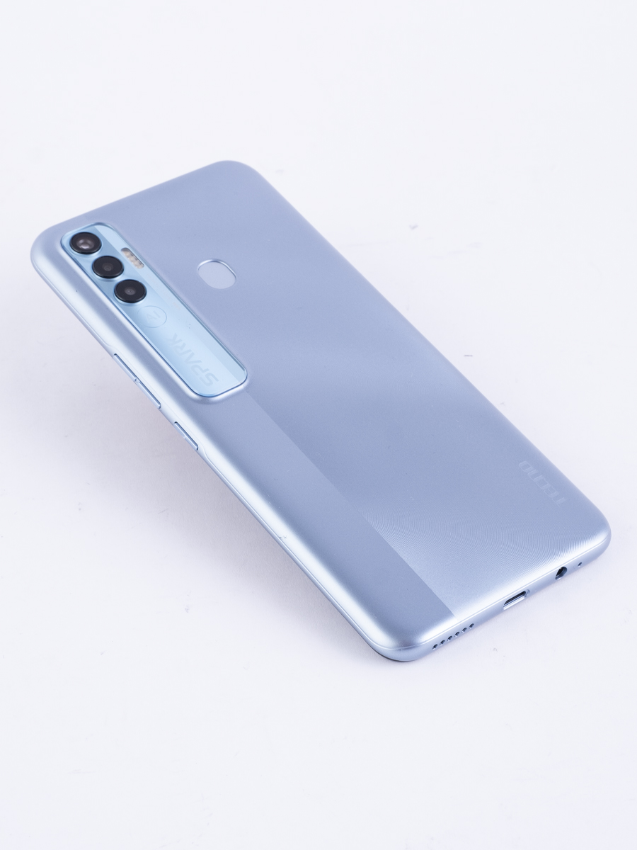 Celular Tecno Spark 7 PRO