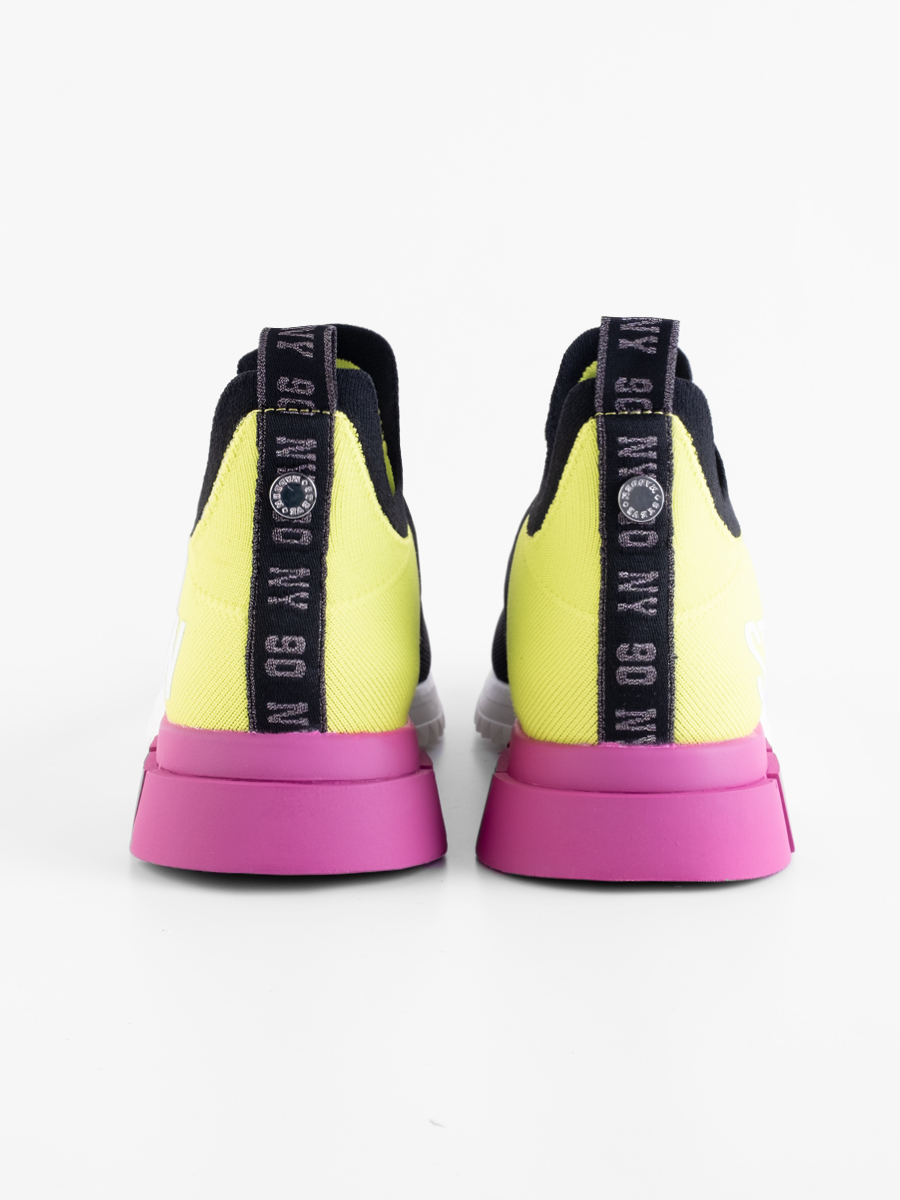 Steve Madden - Sneaker District