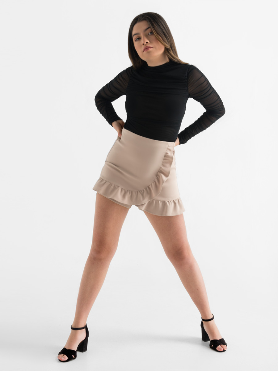 Short Falda con Vuelos