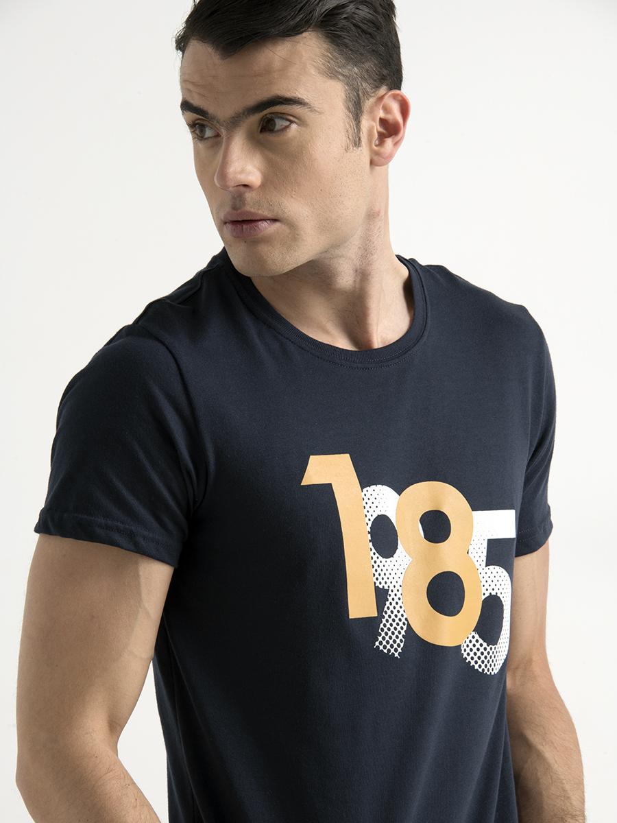 Camiseta 1985