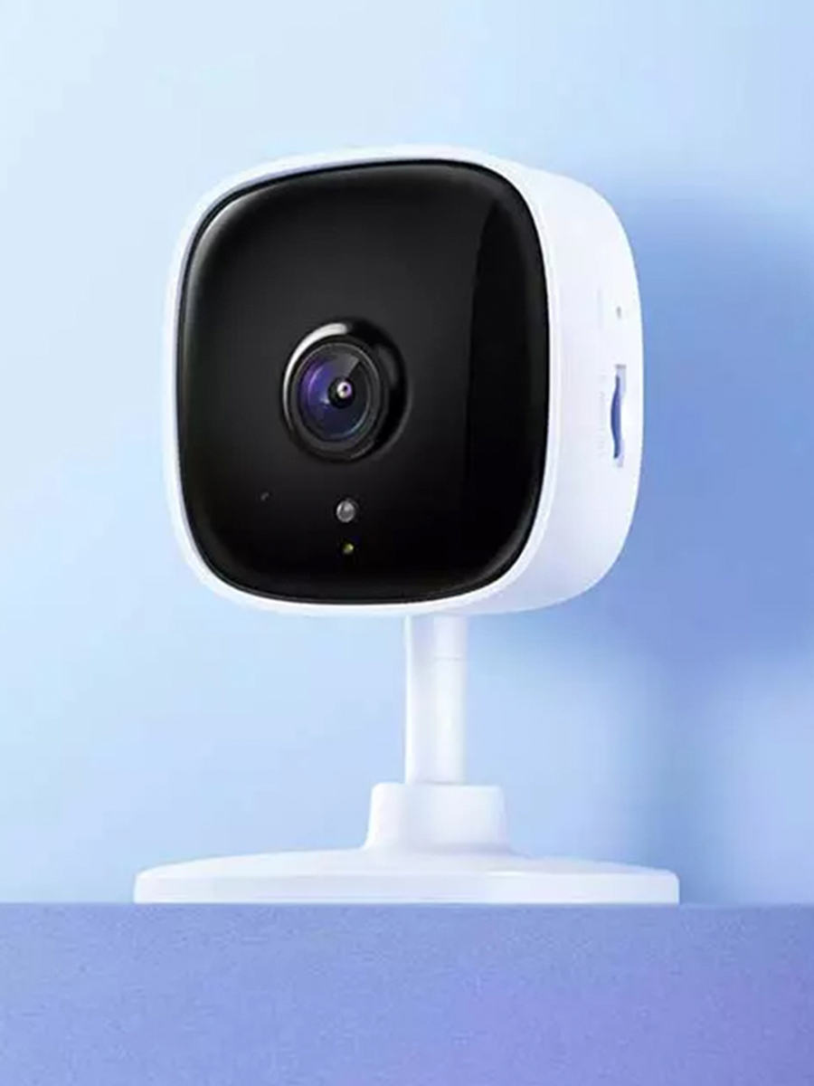 Combo Alexa Pantalla Echo Show 8 Negro + Cámara - Amazon