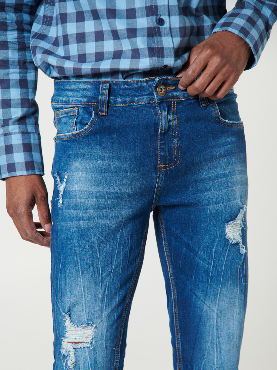 Jean Tubo con desgaste - Just Jeans