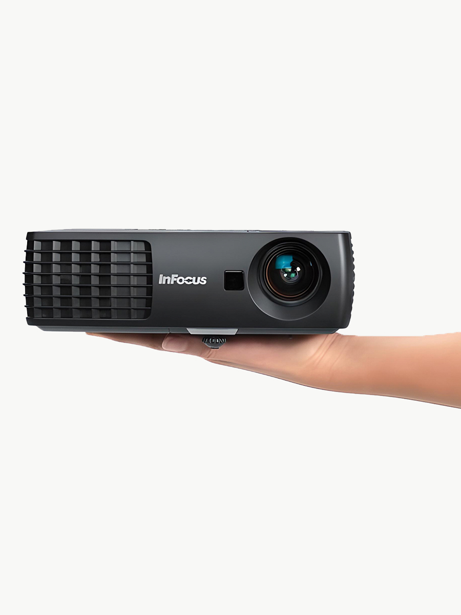 Combo Proyector Infocus IN1112 + Pantalla 80" Terrax SEE9801