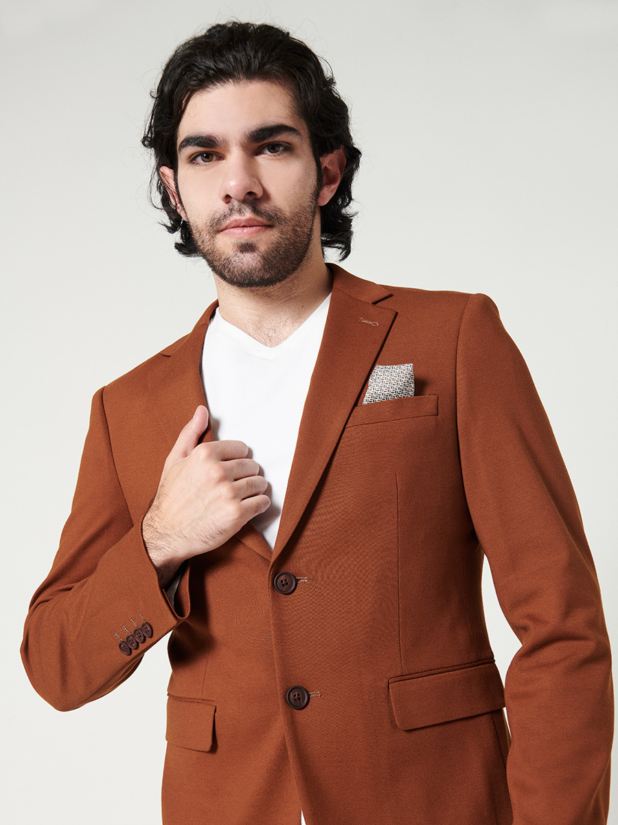 Blazer con solapa - August 1810