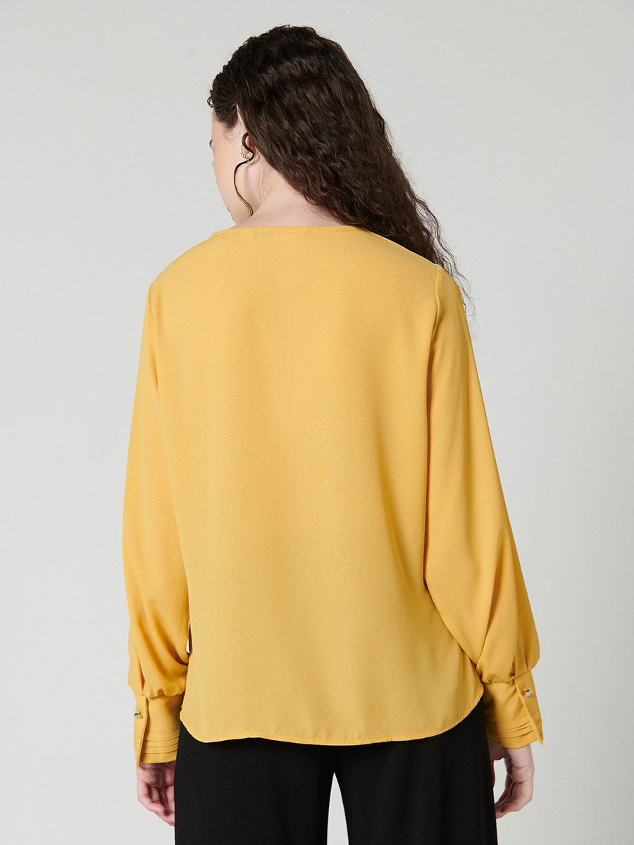 Blusa cuello en V - Nickimarcs