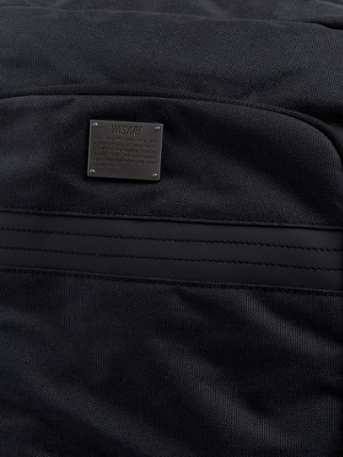 Vasari - Mochila Porta Laptop Dark Sentinel
