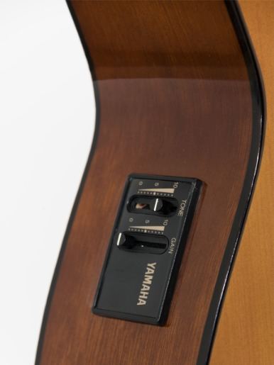 Guitarra Electroacústica Yamaha Cx-40 Natural con estuche