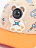 Gorra con relieve