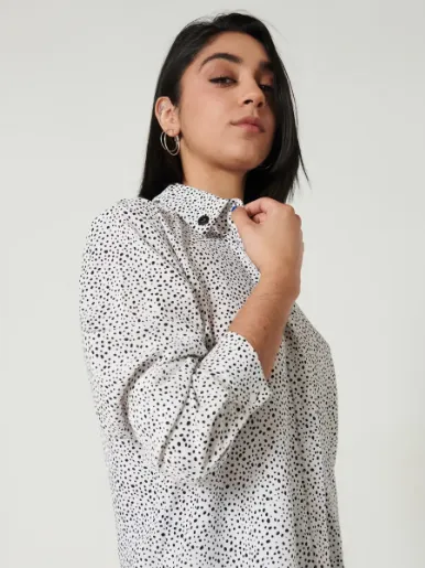 Blusa con solapa - Labelle