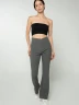 Pantalon rib corte bota manga