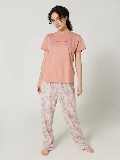 Pijama Camiseta + Pantalón