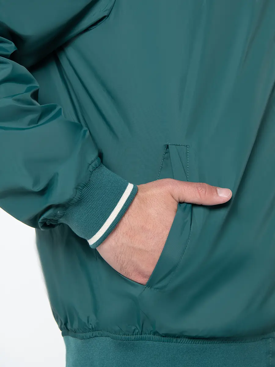 Chompa Bomber - Navigare
