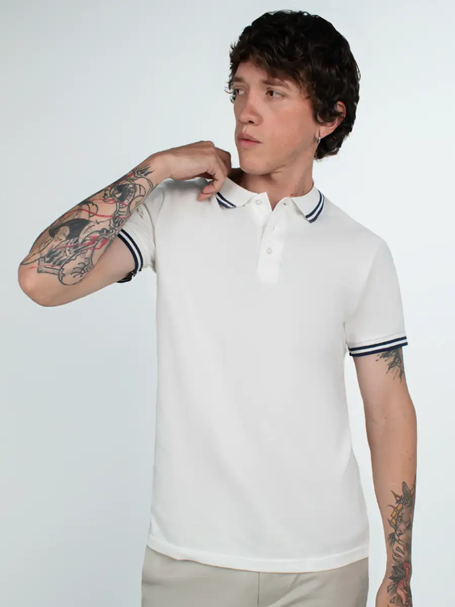 Camiseta Polo - August 1810