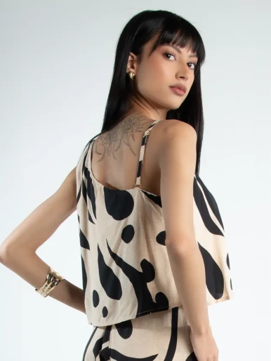 Colors - <em class="search-results-highlight">Blusa</em> Asimétrica