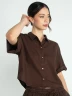 Camisa de manga corta con botones metálicos - August 1810